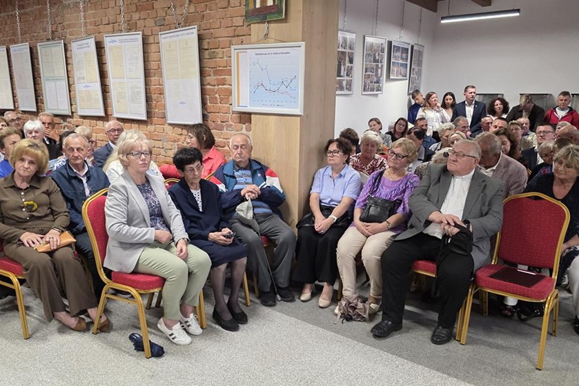  50.LECIE wystawa historyczna 