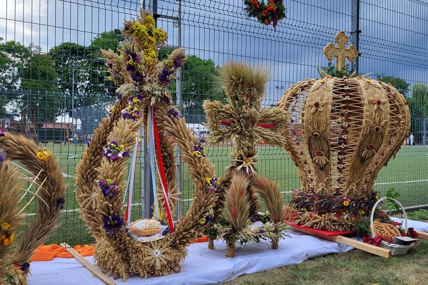  DOŻYNKI GMINNE w naszym kościele 