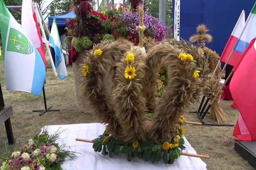 DOŻYNKI GMINNE w naszym kościele 
