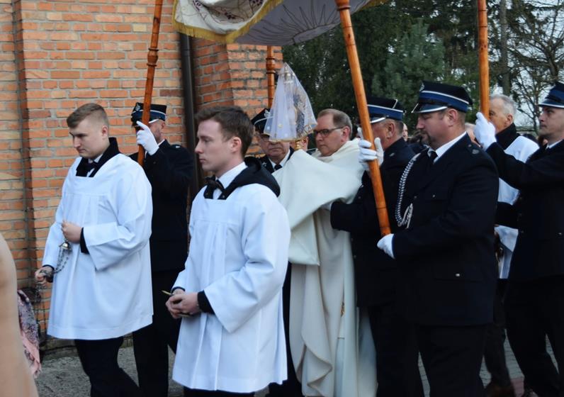  NABOŻEŃSTWA   WIELKANOCNE 